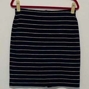 Banana Republic, stretch above the knee length striped skirt, navy blue, S